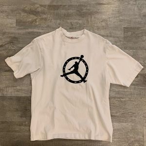 Mens Off-White x Jordan White T-shirt Size Medium Pre-Owned